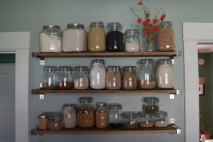 4 Stylish Storage Solutions to Organize Your Kitchen Space