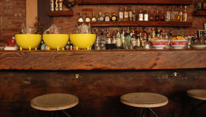 How to Choose the Right Bar Stool Height