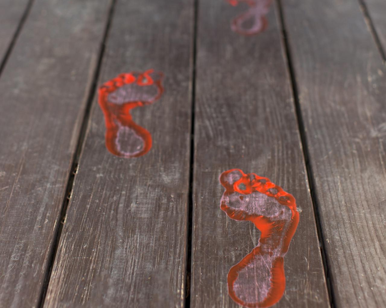 bloody-footprints